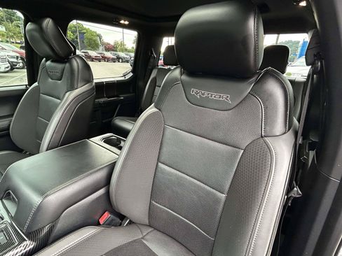 Used 2019 Ford F150 Raptor w/ Equipment Group 802A Luxury AWD/4WD image 22