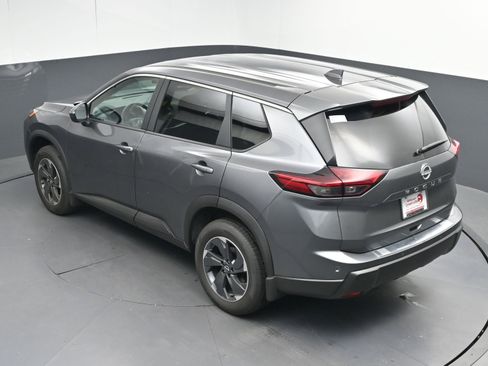 Used 2026 Nissan Rogue SV image 36