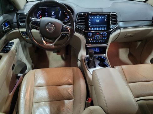 Used 2019 Jeep Grand Cherokee Overland image 22