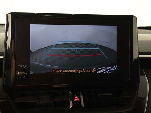 Used 2024 Toyota Corolla Cross LE image 34