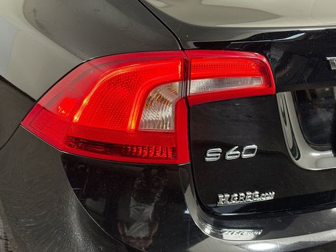Used 2016 Volvo S60 T5 Premier w/ Convenience Package image 36