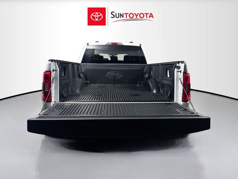 Used 2021 Ford F150 XLT image 33