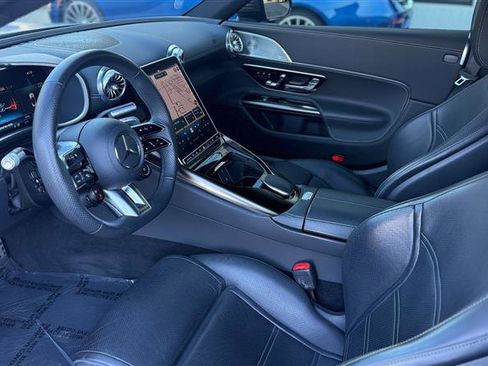 Used 2023 Mercedes-Benz SL 43 AMG image 9