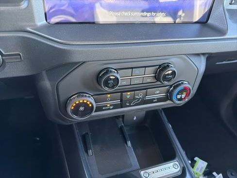 New 2025 Ford Bronco 4-Door image 12