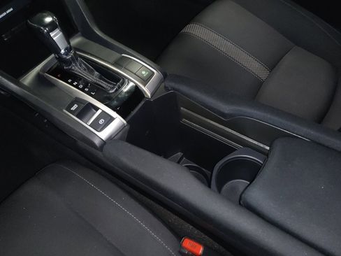 Used 2019 Honda Civic EX image 26