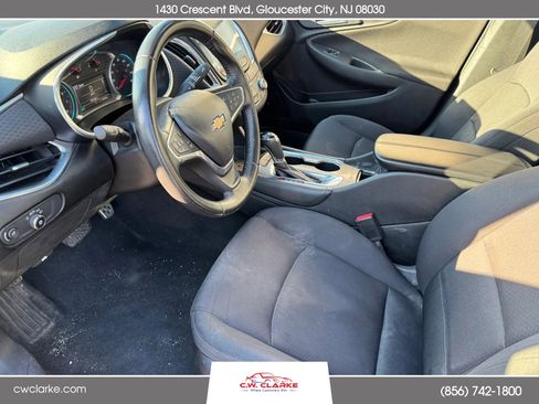 Used 2016 Chevrolet Malibu LT w/ Driver Confidence Package image 14