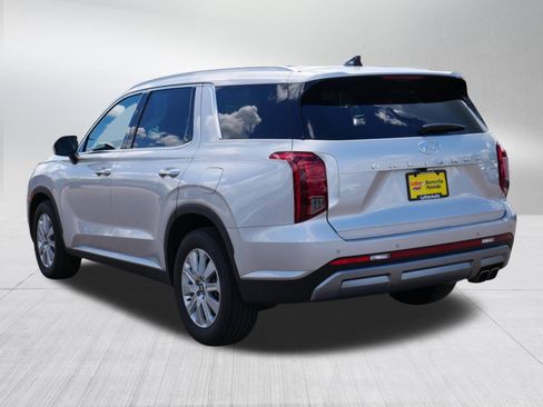 Certified 2025 Hyundai Palisade SEL AWD/4WD image 5