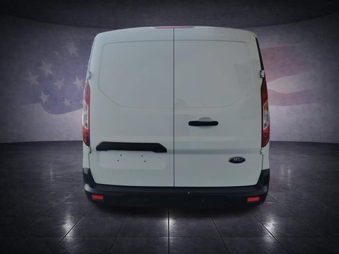 Used 2022 Ford Transit Connect XLT FWD image 4