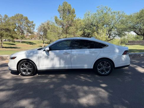 Used 2023 Honda Accord EX image 2