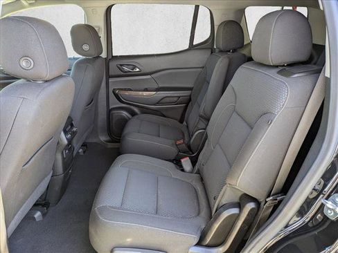 Used 2023 GMC Acadia SLE w/ Driver Convenience Package image 19