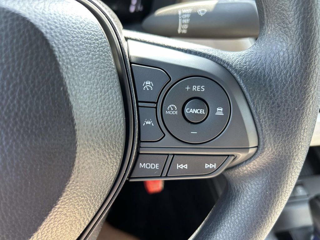 New 2026 Toyota Corolla Cross L FWD image 25