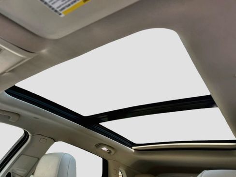 Used 2024 Cadillac XT5 Premium Luxury w/ LPO, Floor Liner Package AWD/4WD image 23