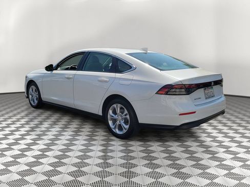 Certified 2025 Honda Accord LX image 4