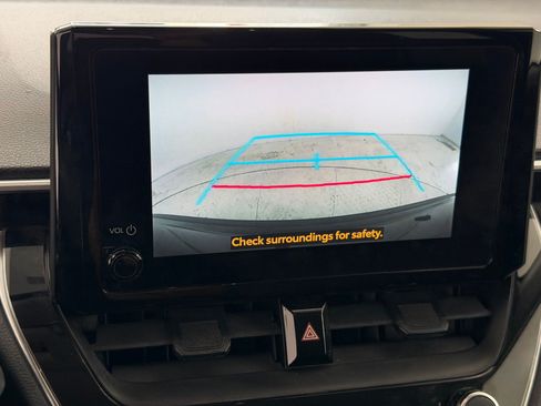 Used 2023 Toyota Corolla Cross LE FWD image 18