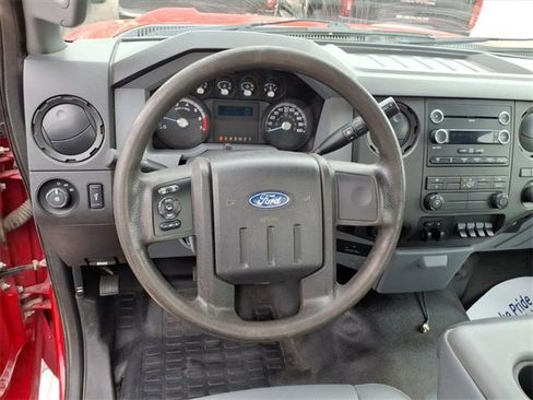 Used 2011 Ford F250 XL w/ XL Value Pkg image 14