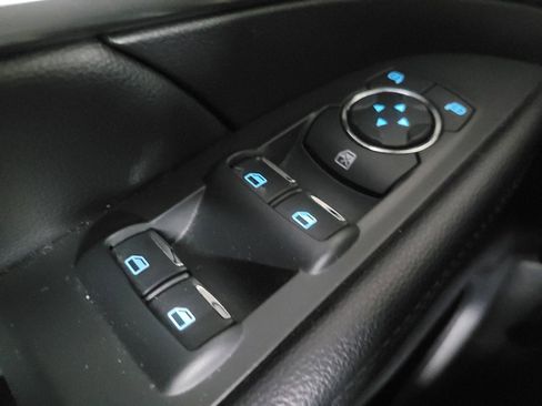 Used 2019 Ford Explorer XLT w/ Equipment Group 201A FWD image 27