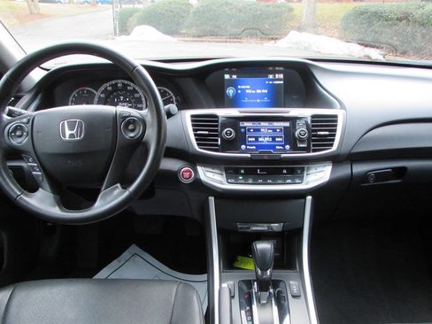 Used 2014 Honda Accord EX-L image 19