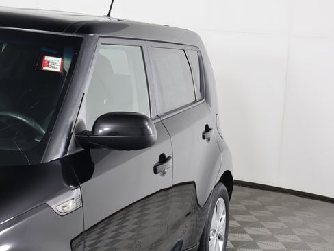 Used 2014 Kia Soul Base image 13