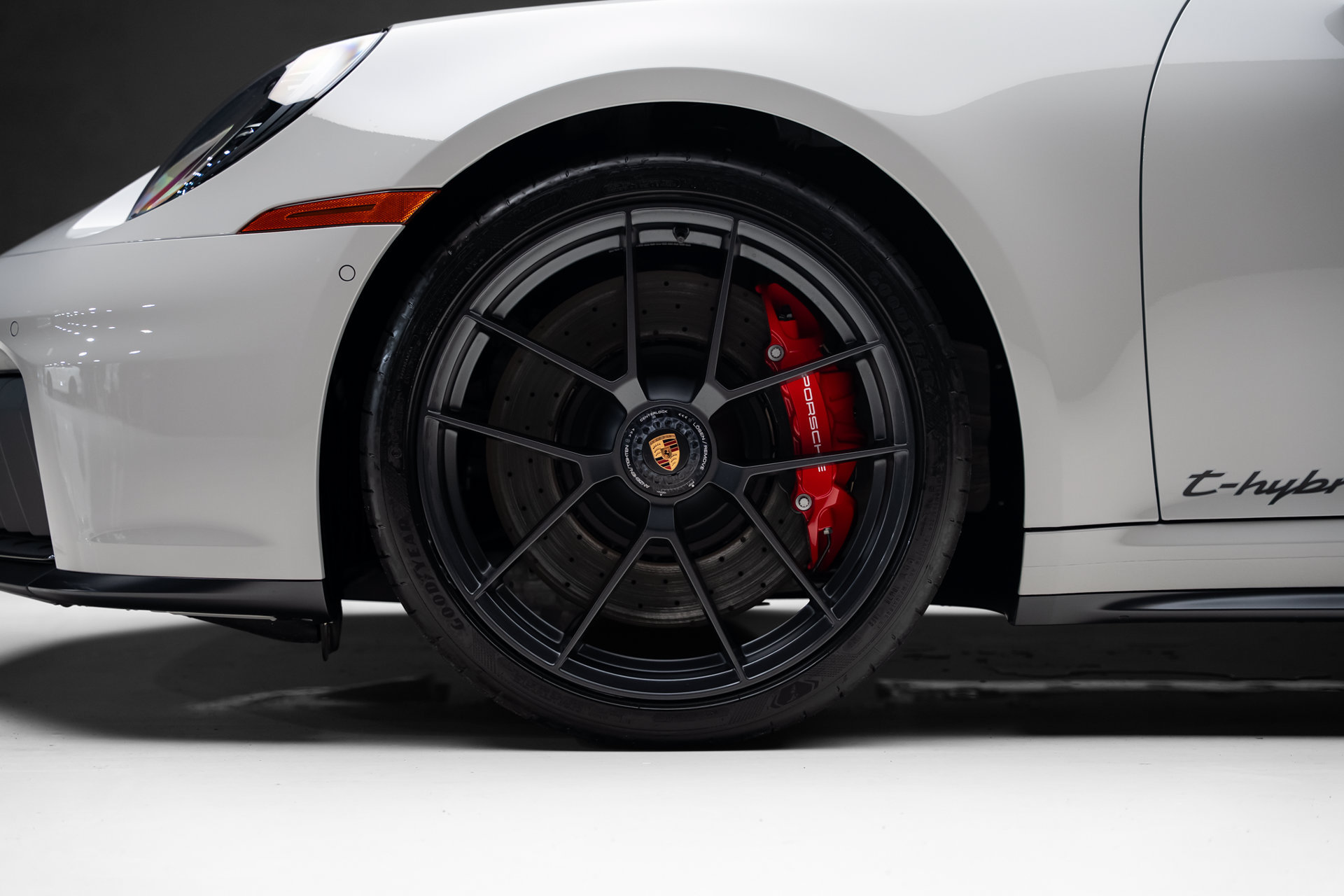 Used 2026 Porsche 911 Targa 4 GTS AWD/4WD image 23
