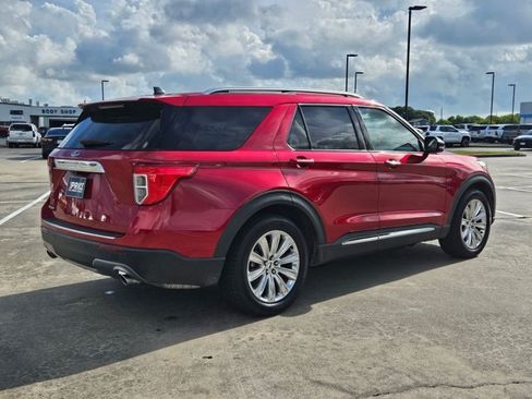 Used 2023 Ford Explorer Limited w/ Limited Technology Package RWD image 5