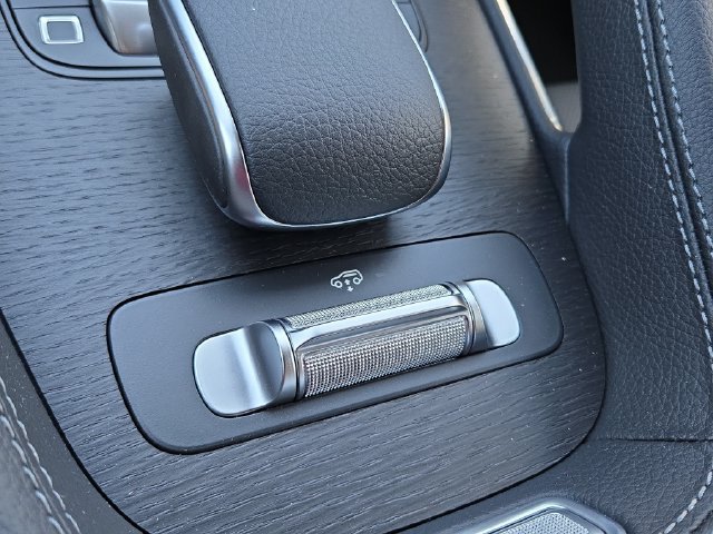 New 2026 Mercedes-Benz GLE 580 4MATIC image 17