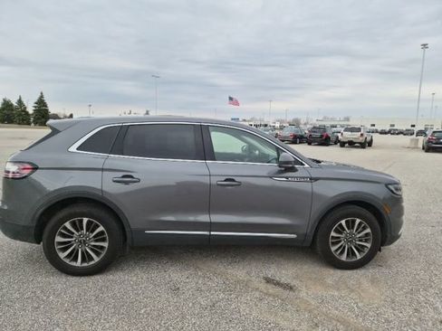 Used 2023 Lincoln Nautilus AWD w/ Premium Package image 4