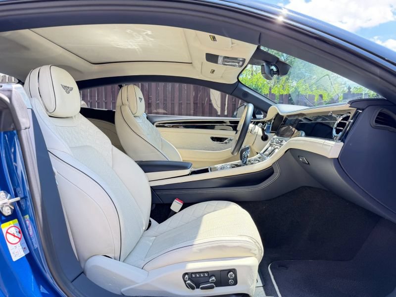 Used 2020 Bentley Continental GT AWD/4WD image 26
