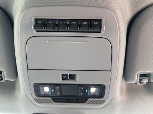 Used 2024 Ford F550 4x4 SuperCab Super Duty image 24