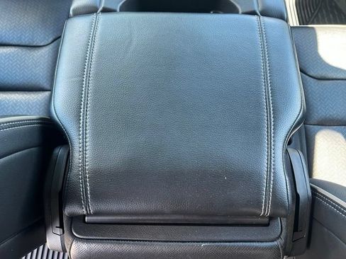 Used 2021 RAM 1500 Laramie AWD/4WD image 31