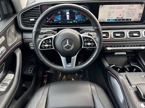Used 2022 Mercedes-Benz GLS 450 4MATIC image 30