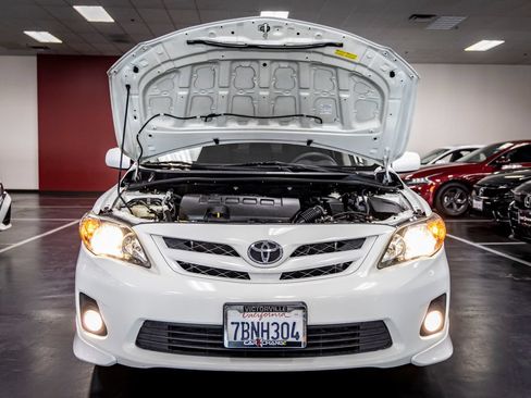 Used 2013 Toyota Corolla S FWD image 30