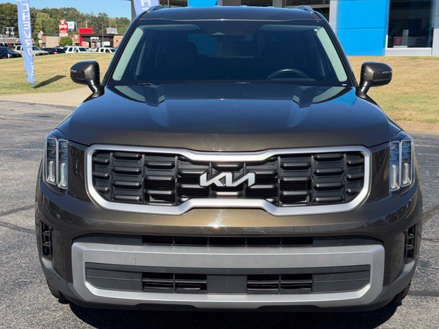 Used 2023 Kia Telluride S FWD image 4