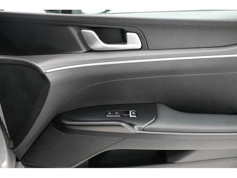 Used 2022 Kia K5 GT-Line w/ GT-Line Awd Premium Package image 18