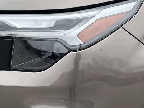 New 2025 Subaru Forester Limited image 9