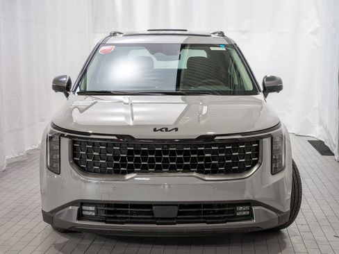 New 2026 Kia Carnival SX Prestige image 2