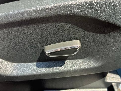 Used 2019 Ford Edge SEL w/ Equipment Group 201A AWD/4WD image 27