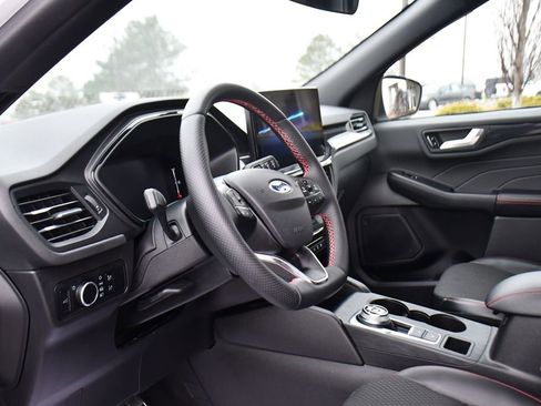 Used 2023 Ford Escape ST-Line w/ Tech Pack #1 image 11