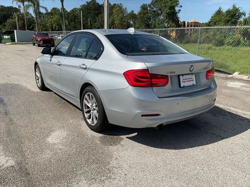 Used 2016 BMW 320i xDrive Sedan AWD/4WD image 4