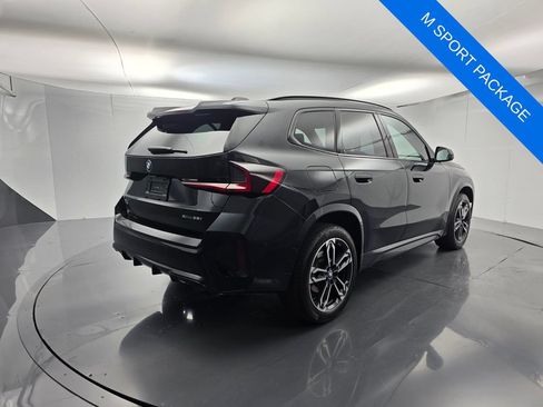 Used 2025 BMW X1 xDrive28i w/ M Sport Package AWD/4WD image 4