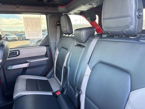 Used 2021 Ford Bronco Wildtrak image 32