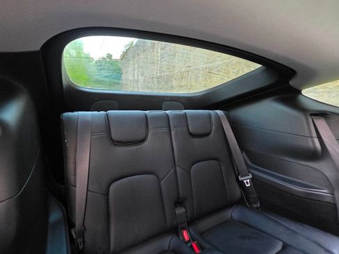 Used 2021 Tesla Model Y Long Range AWD/4WD image 38
