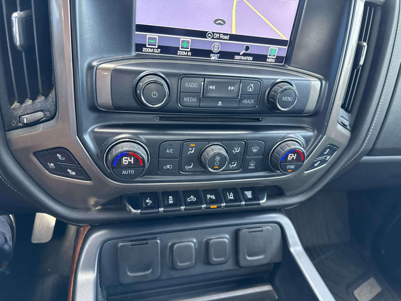 Used 2017 Chevrolet Silverado 2500 High Country w/ Duramax Plus Package AWD/4WD image 27