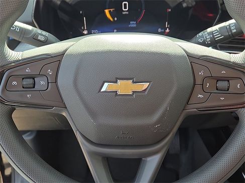 New 2026 Chevrolet Trax LT image 12