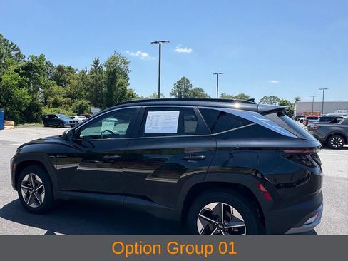 Certified 2025 Hyundai Tucson SEL AWD/4WD image 3