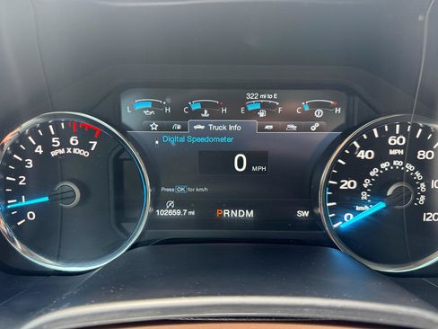 Used 2018 Ford F150 Lariat RWD image 17