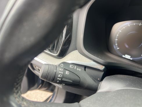 Used 2022 Volvo V60 T5 Cross Country w/ Climate Package image 21