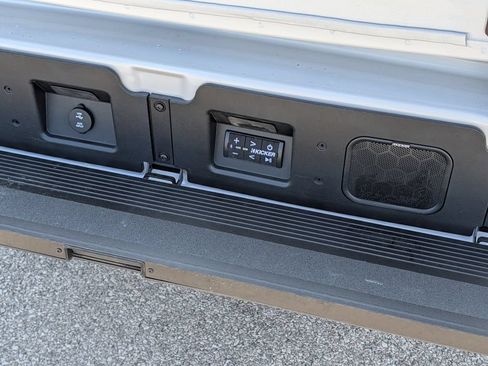 Used 2024 GMC Sierra 1500 Denali Ultimate AWD/4WD image 30