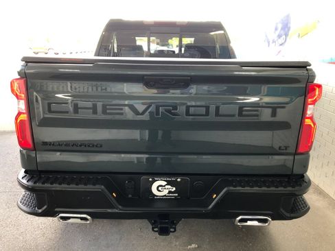 Used 2025 Chevrolet Silverado 1500 LT Trail Boss AWD/4WD image 7
