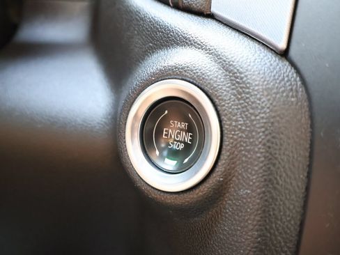 Used 2020 GMC Sierra 1500 Elevation w/ Elevation Value Package AWD/4WD image 22