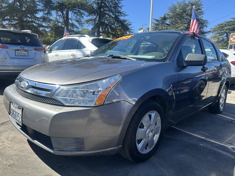 Used 2010 Ford Focus S FWD image 1